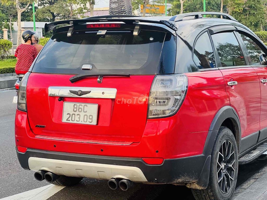 Chevrolet Captiva - ảnh 2