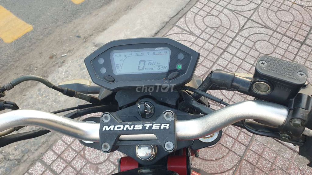 Ducati Monster 2021 - ảnh 5