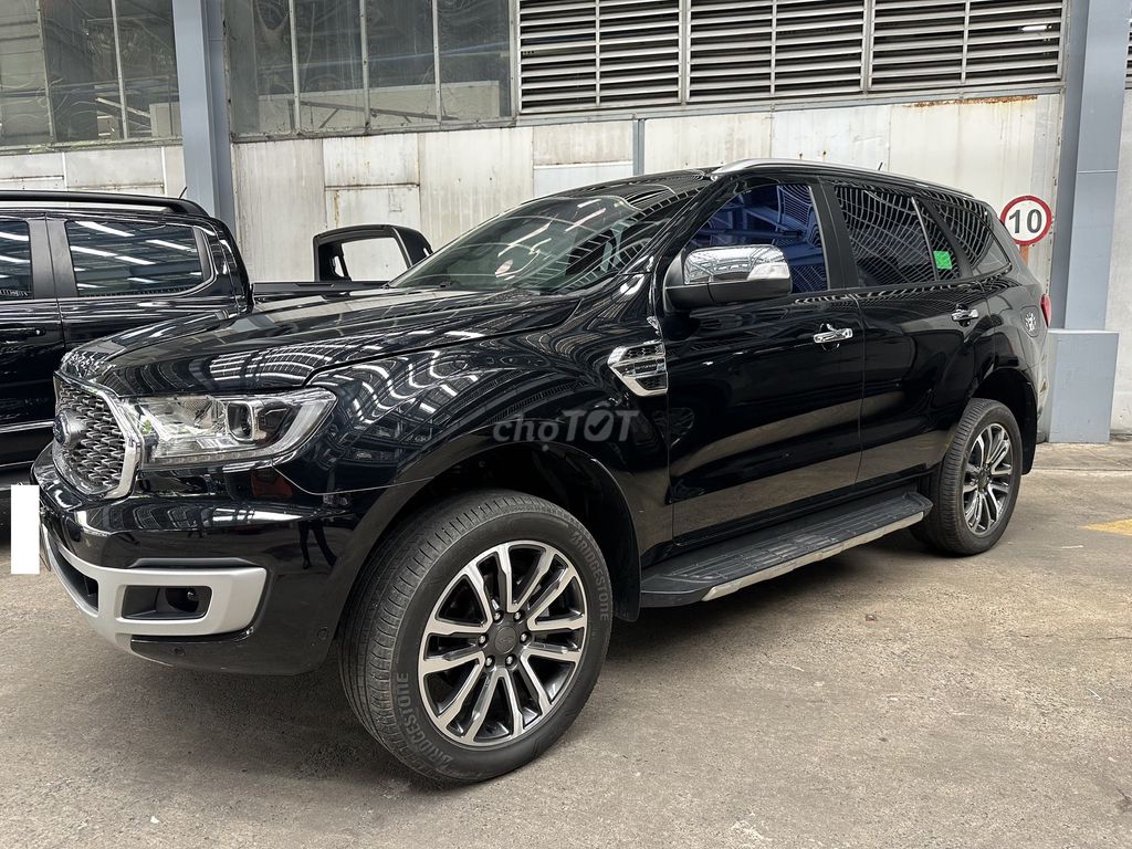 Ford Everest 2021 - ảnh 1