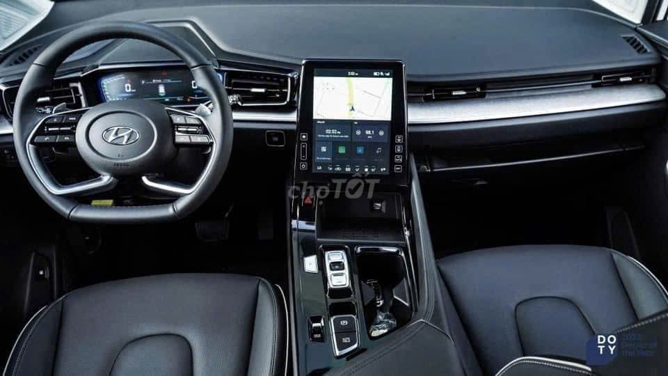 Hyundai Custin - ảnh 2