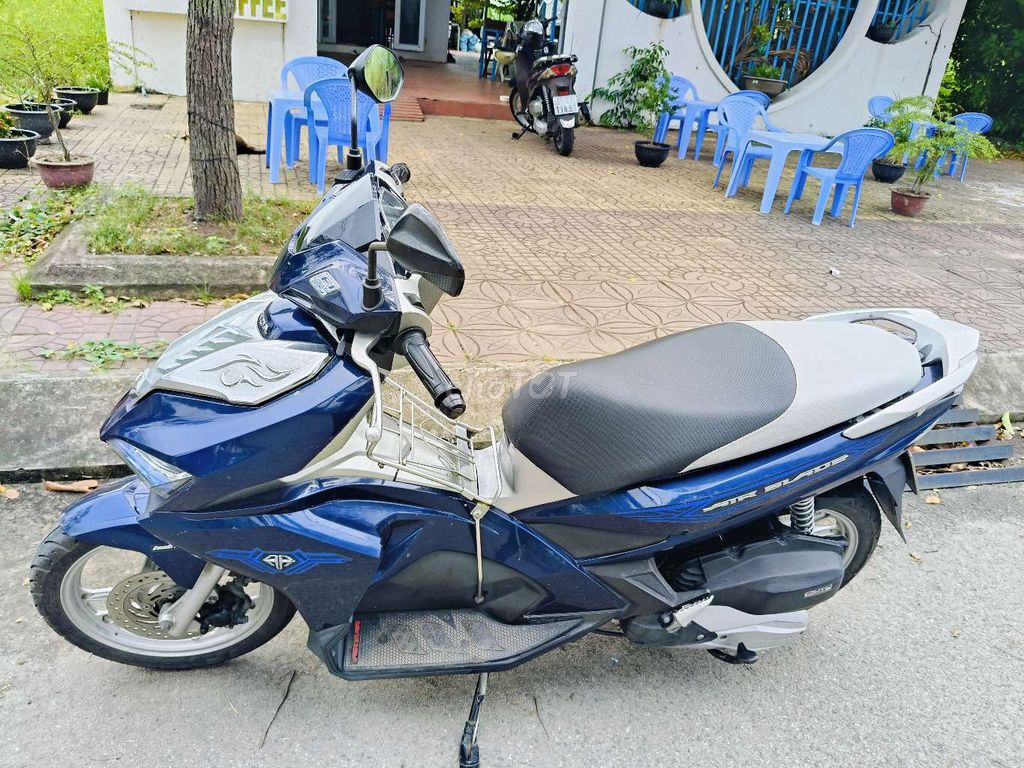 Honda Air Blade 2018 - ảnh 2