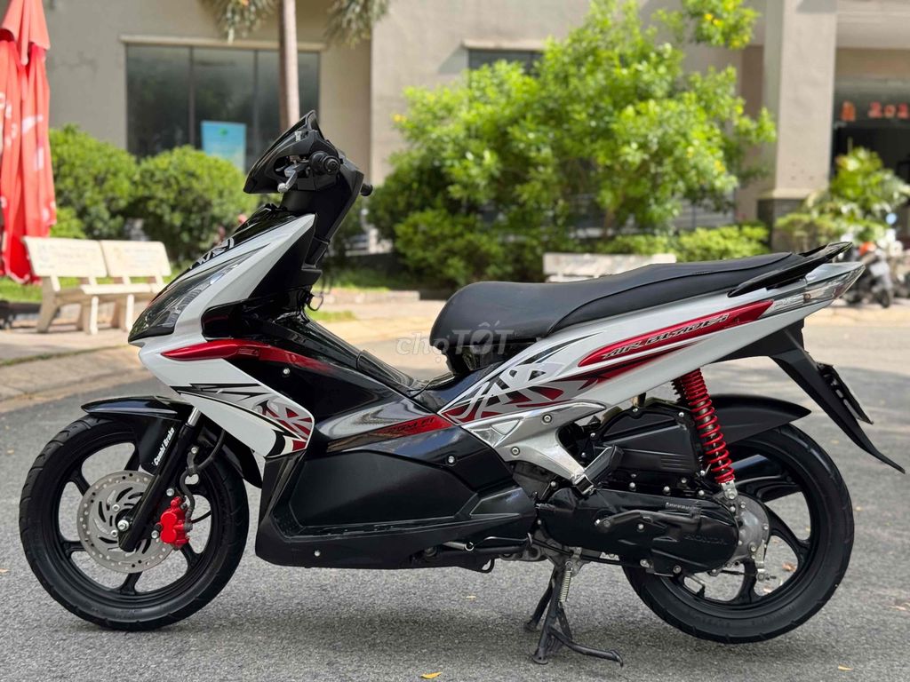 Honda Airblade 2010 - ảnh 4