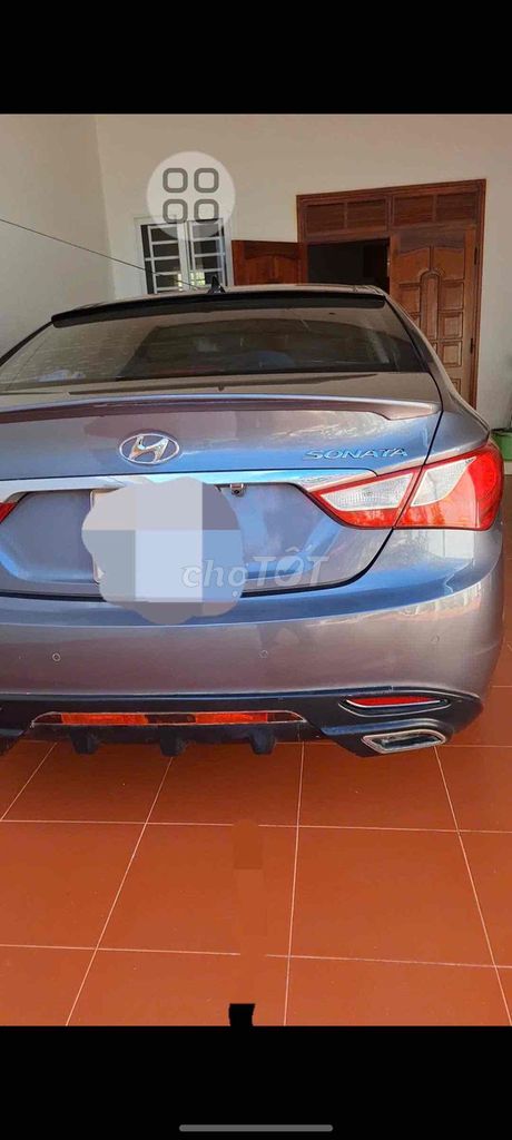 Hyundai Sonata - ảnh 1