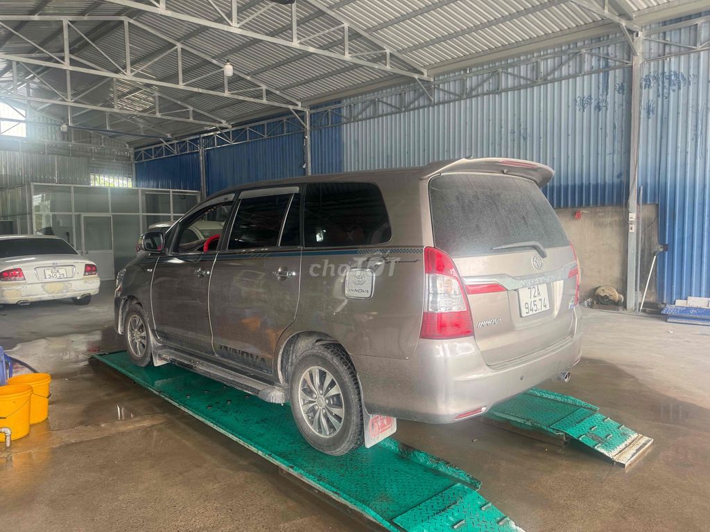 Toyota Innova 2015 - ảnh 3