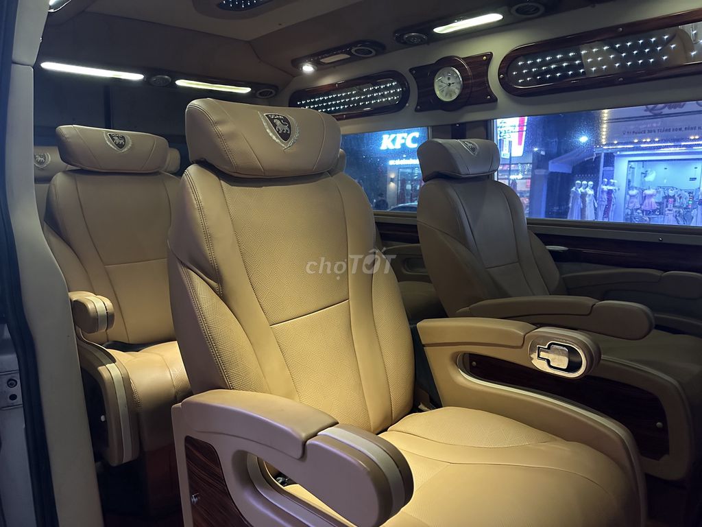 Ford Transit Limousine 2016 - ảnh 1