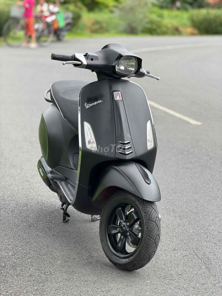 Piaggio Vespa 2015 - ảnh 4