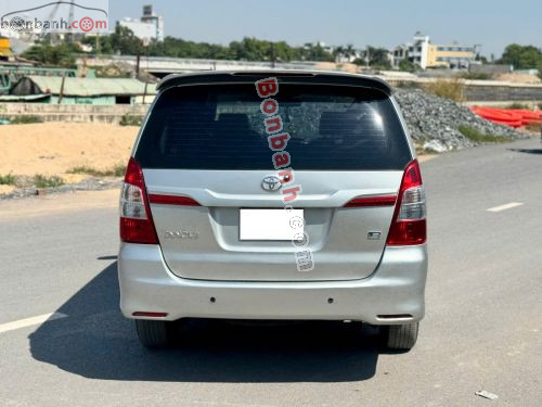 Toyota Innova 2.0E 2016 - ảnh 5