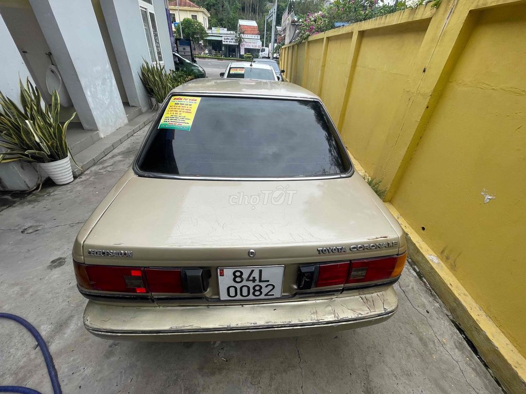 Toyota Corona - ảnh 1