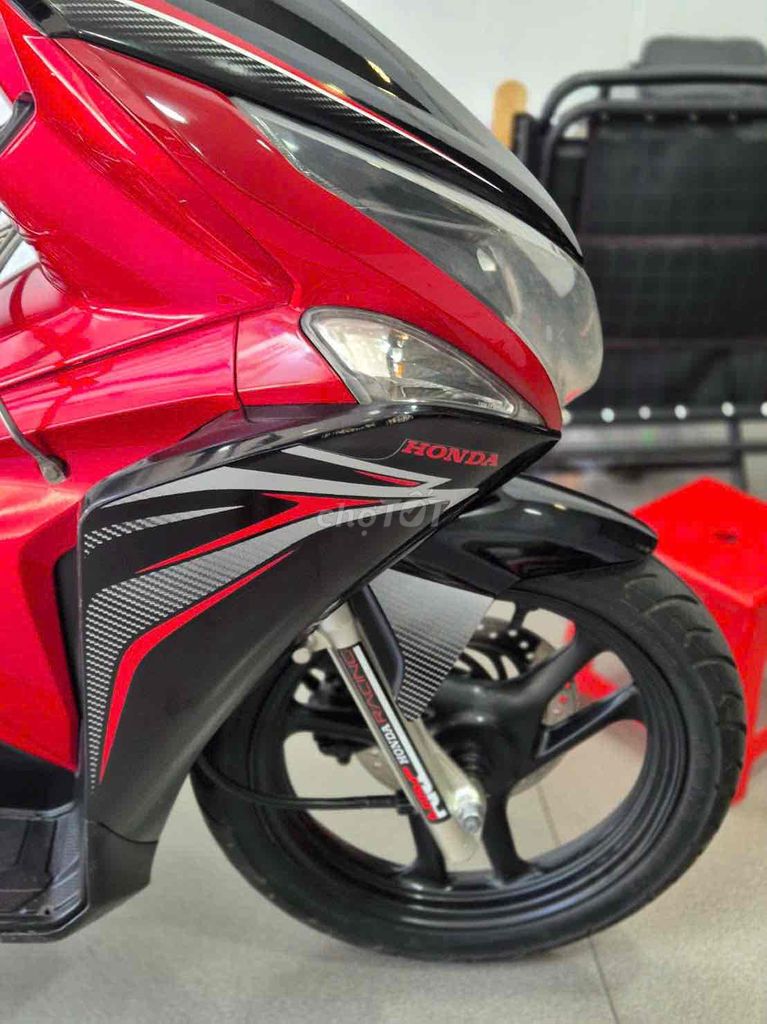 Honda Air Blade 2011 - ảnh 3