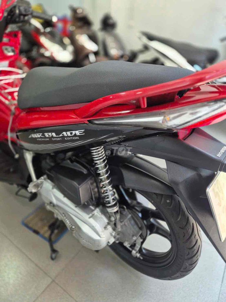Honda Air Blade 2011 - ảnh 4