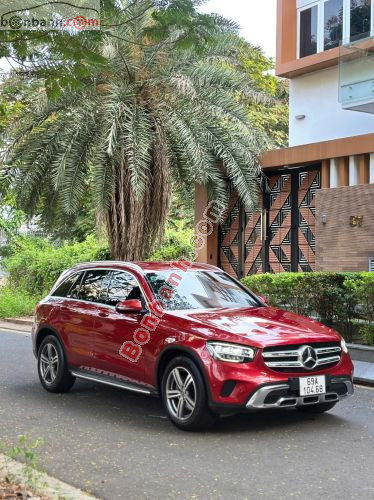 Mercedes-Benz 2021 - ảnh 1
