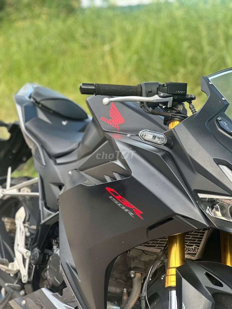 Honda CBR 2023 - ảnh 2
