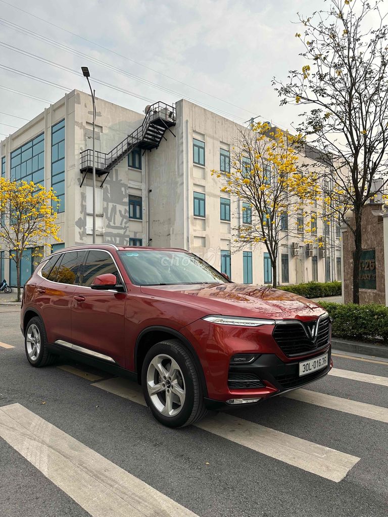 VinFast Lux SA2.0 2019 - ảnh 2