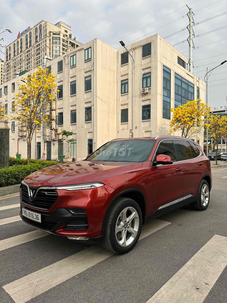 VinFast Lux SA2.0 2019 - ảnh 3