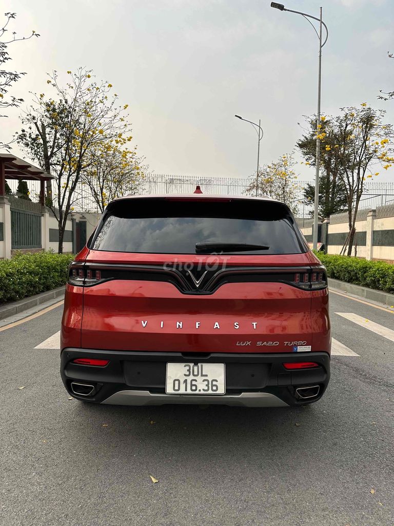 VinFast Lux SA2.0 2019 - ảnh 5