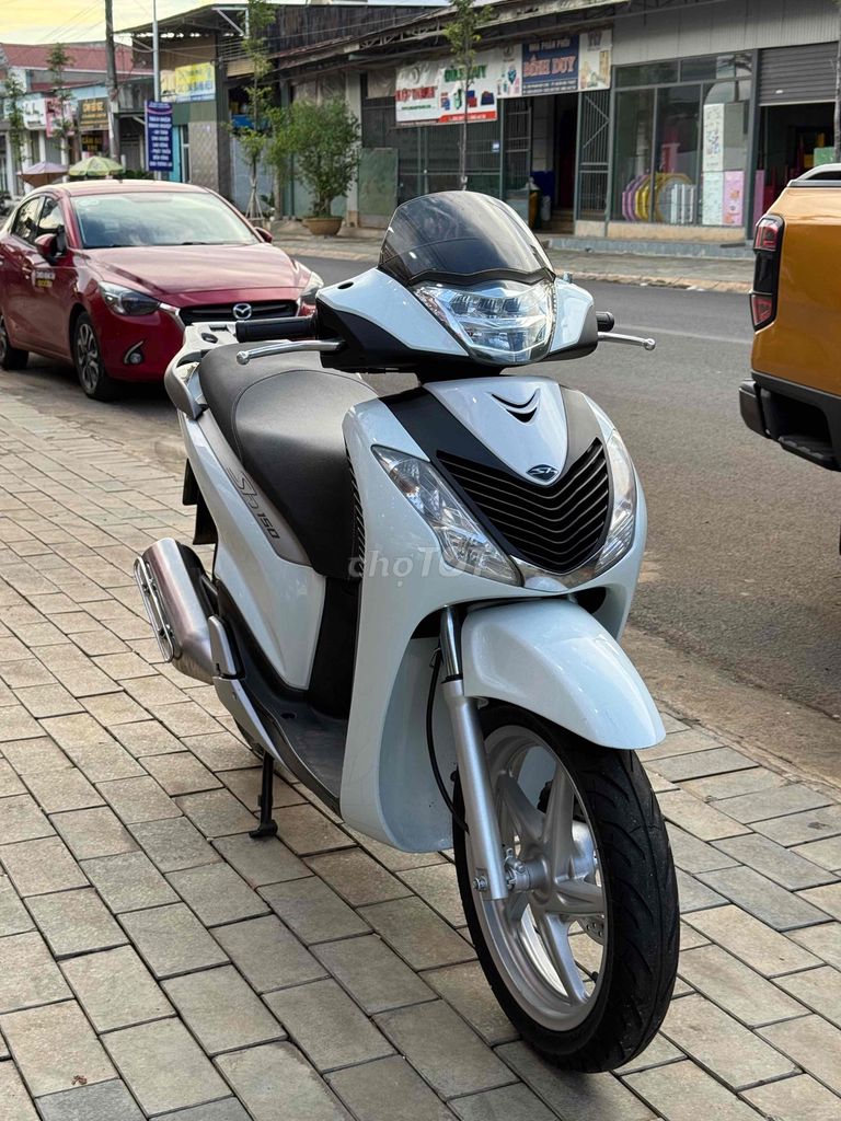 Honda SH 2011 - ảnh 2