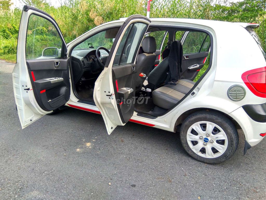 Hyundai Getz - ảnh 5