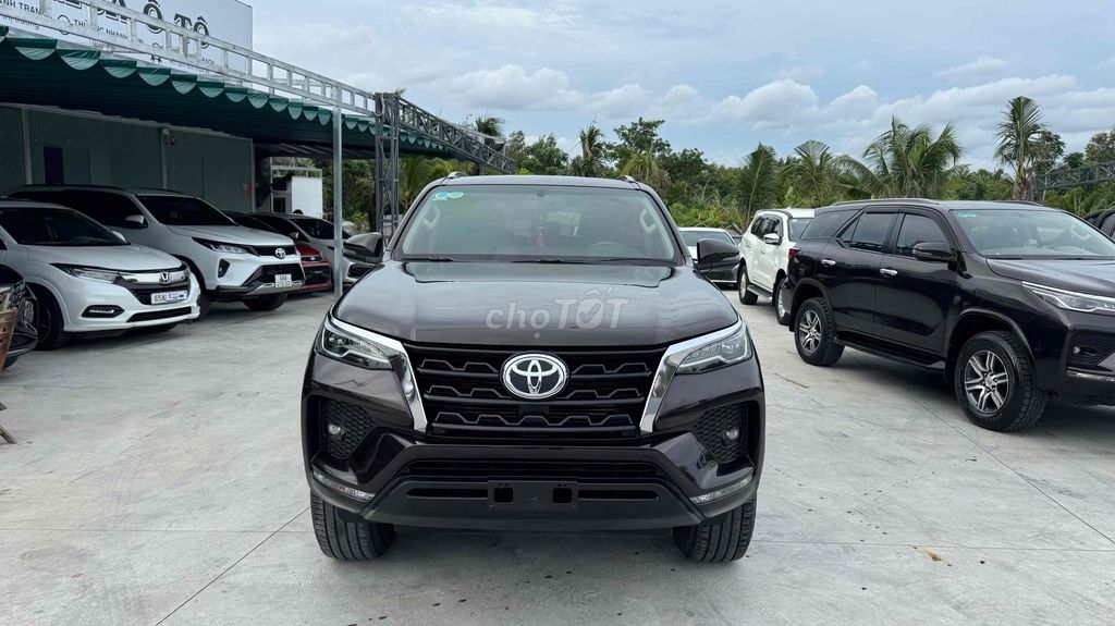 Toyota Fortuner 2022 - ảnh 1