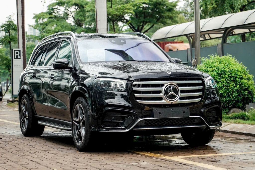 Mercedes-Benz 2025 - ảnh 1