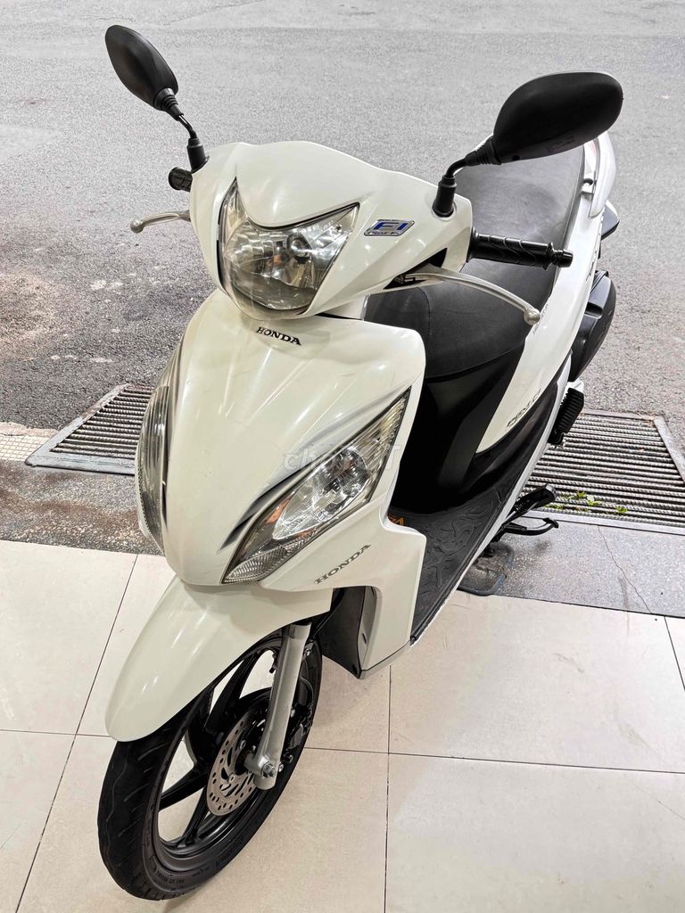 Honda Vision 2012 - ảnh 2
