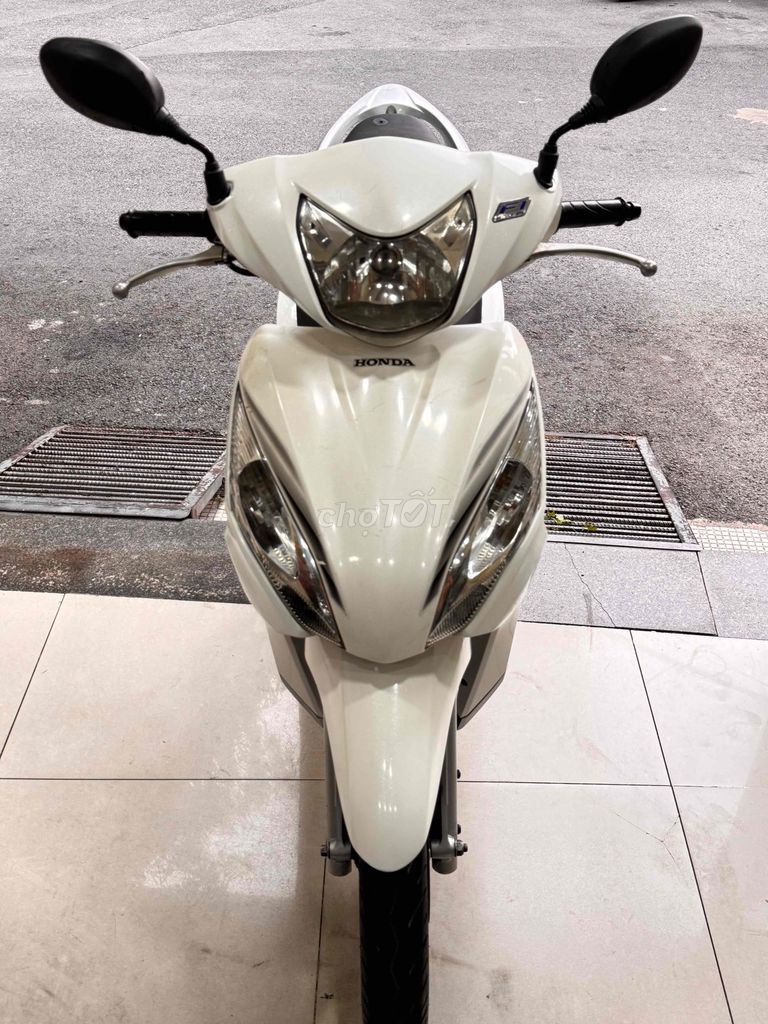 Honda Vision 2012 - ảnh 3
