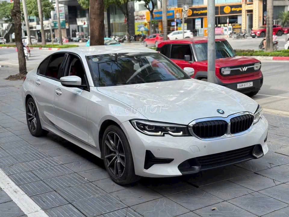 BMW 2021 - ảnh 1