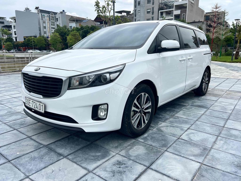 Kia Sedona 2017 - ảnh 4