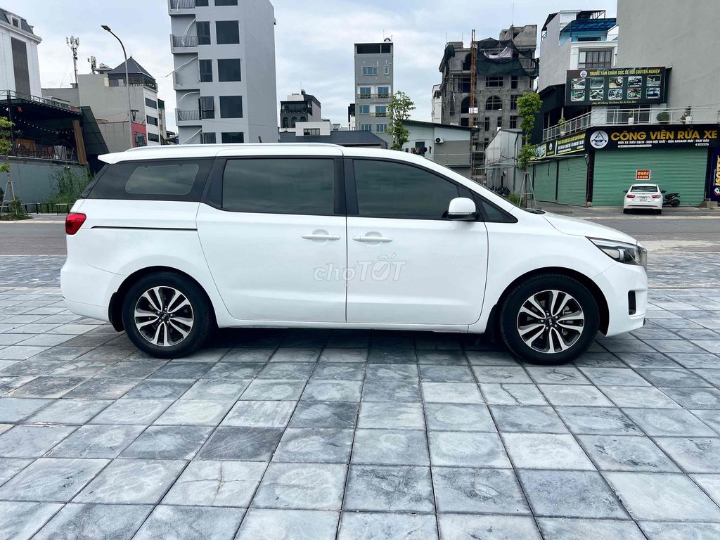 Kia Sedona 2017 - ảnh 5