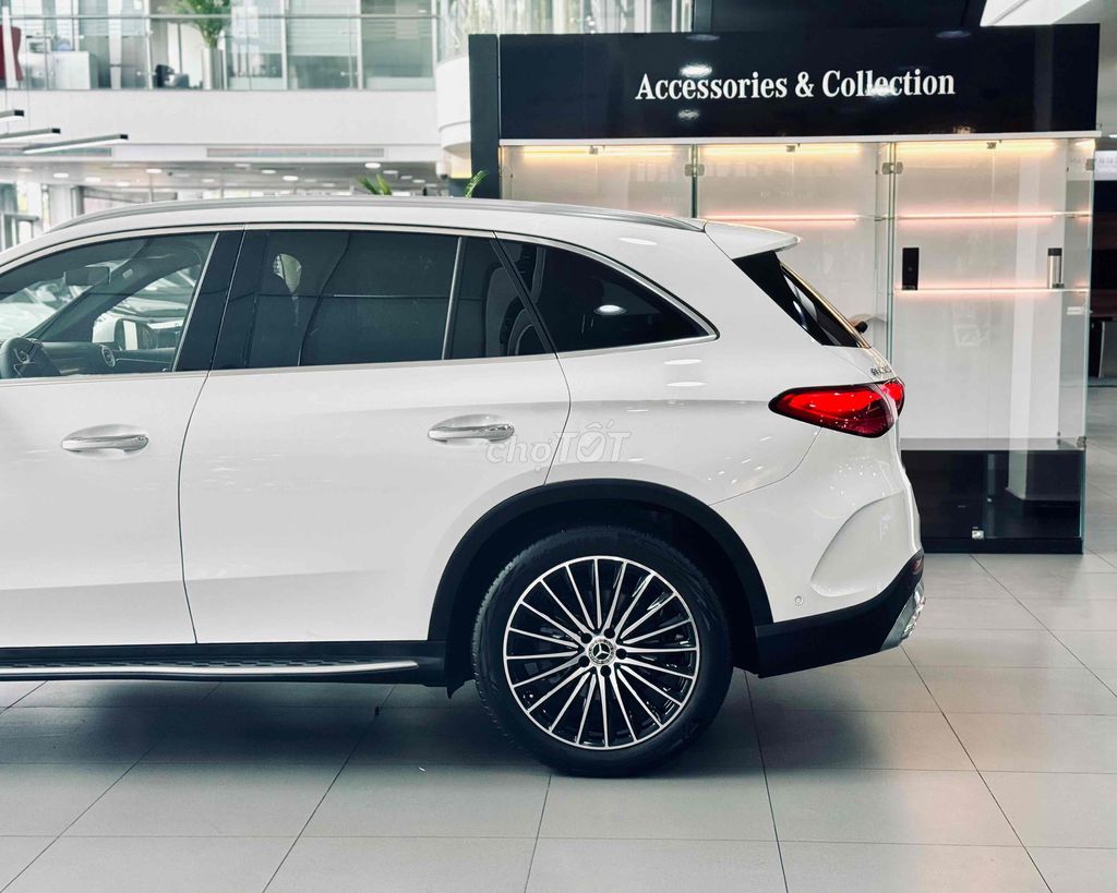 Mercedes-Benz GLC 300 4Matic - ảnh 3