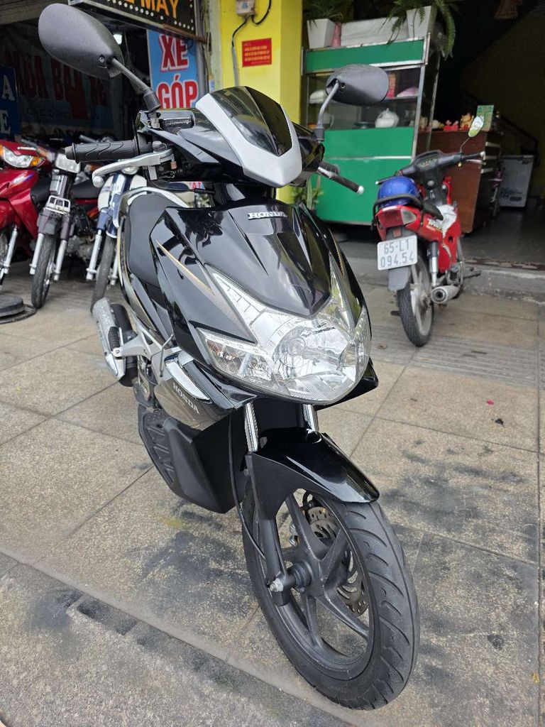 Honda Air Blade 2010 - ảnh 1