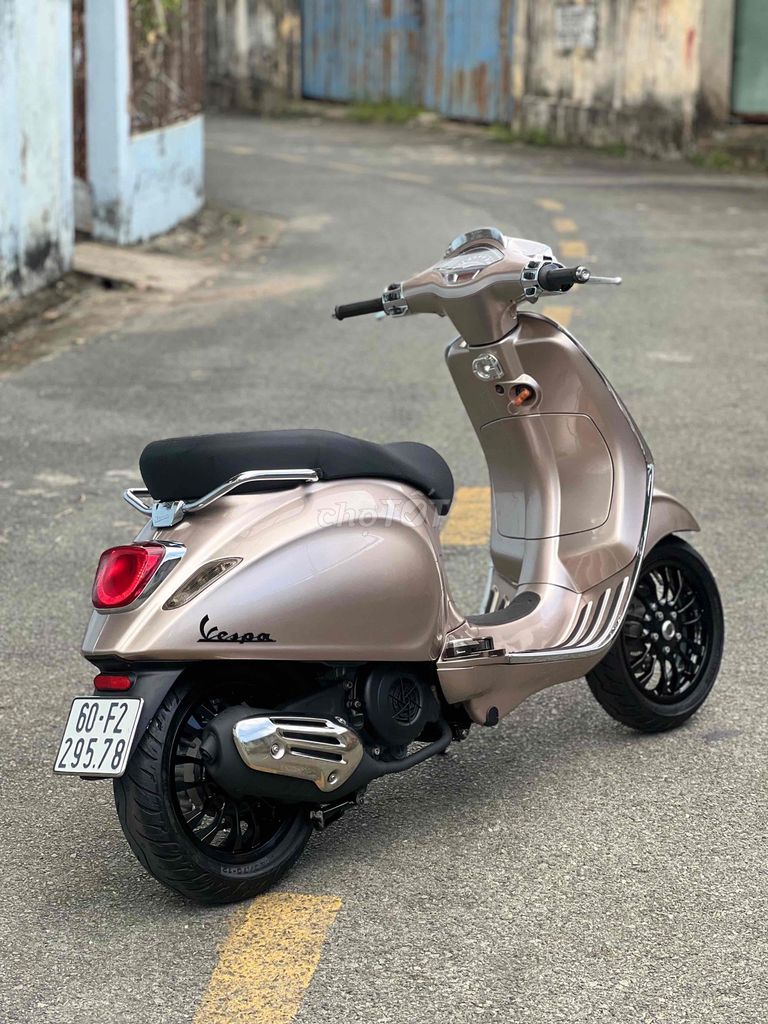 Piaggio Vespa 2017 - ảnh 4