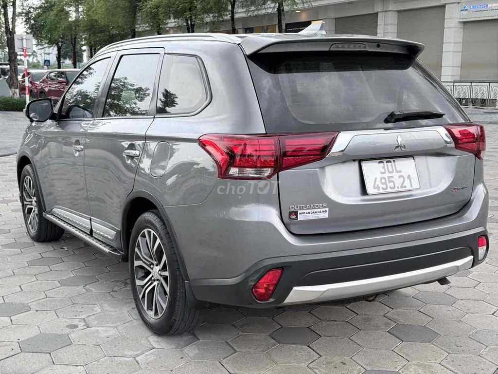 Mitsubishi Outlander 2.0 CVT 2018 - ảnh 4