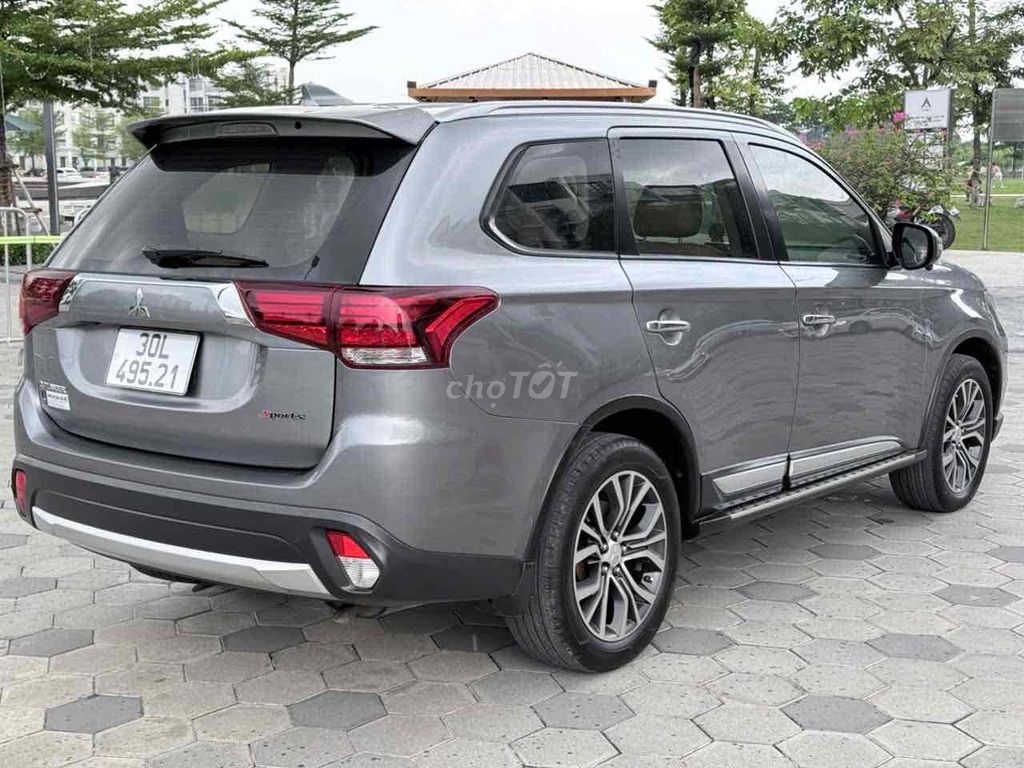 Mitsubishi Outlander 2.0 CVT 2018 - ảnh 5