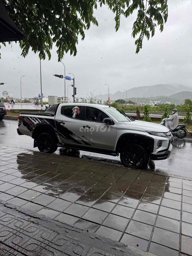 Mitsubishi Triton 2022 - ảnh 2