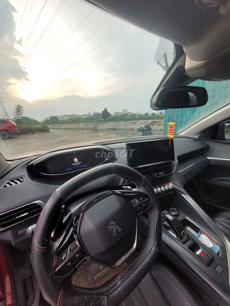 Peugeot 3008 - ảnh 1