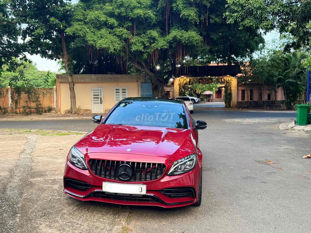 Mercedes-Benz 2016 - ảnh 1