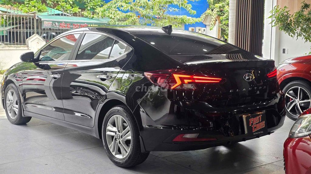 Hyundai Elantra 2021 - ảnh 5