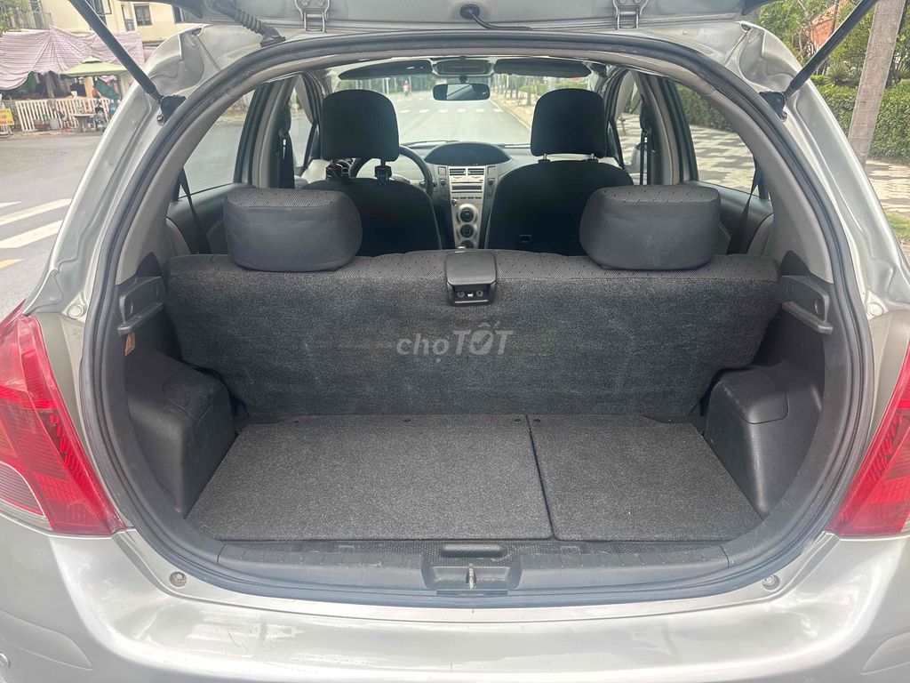 Toyota Yaris - ảnh 5