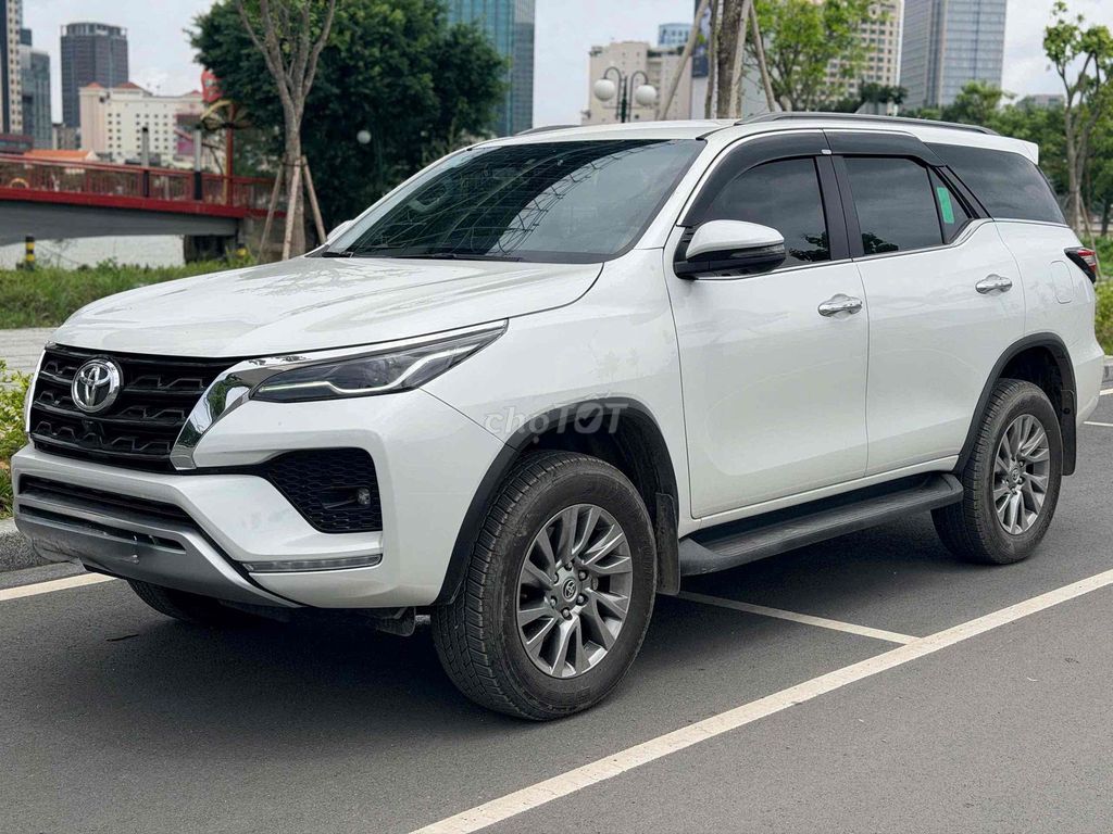 Toyota Fortuner 2024 - ảnh 4