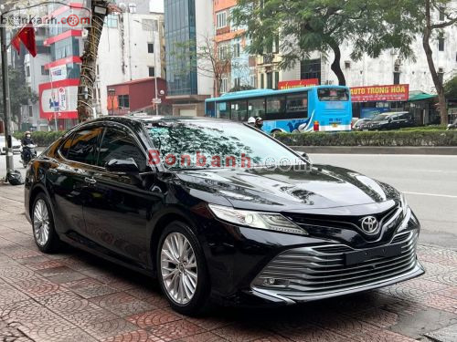 Toyota Camry 2.5Q 2020 - ảnh 2