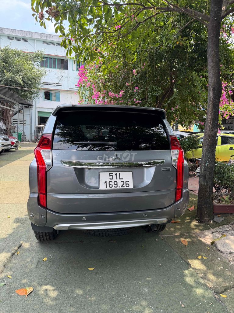 Mitsubishi Pajero Sport 2019 - ảnh 2