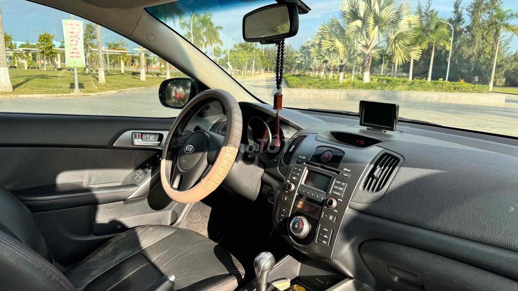 Kia Cerato 2010 - ảnh 5