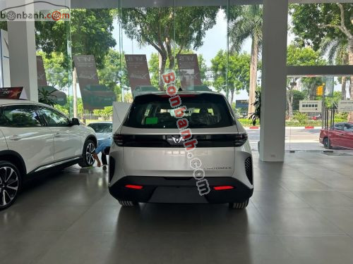 VinFast Limo Green AT 2026 - ảnh 4