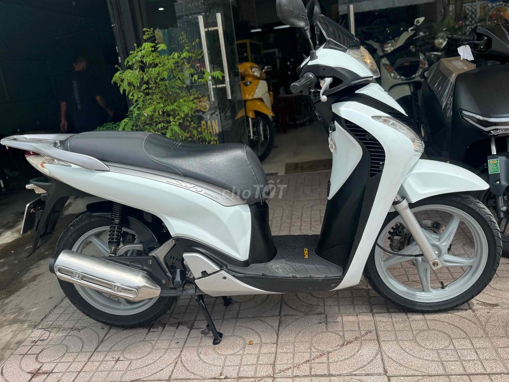 Honda SH 2009 - ảnh 2