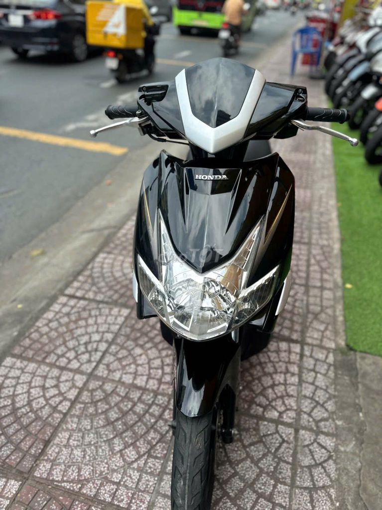 Honda Air Blade 2010 - ảnh 1
