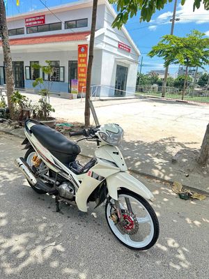 Yamaha Sirius 2010 - ảnh 1