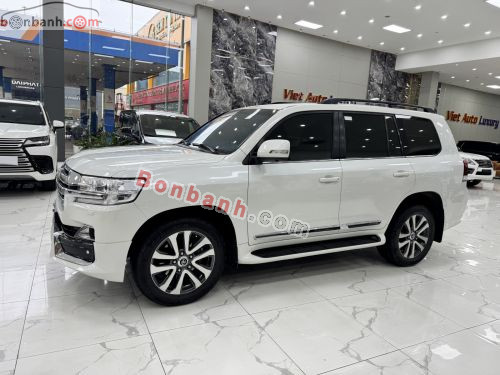 Toyota Land Cruiser 4.6 V8 2019 - ảnh 2
