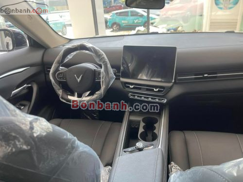 VinFast VF7 Eco 2026 - ảnh 4