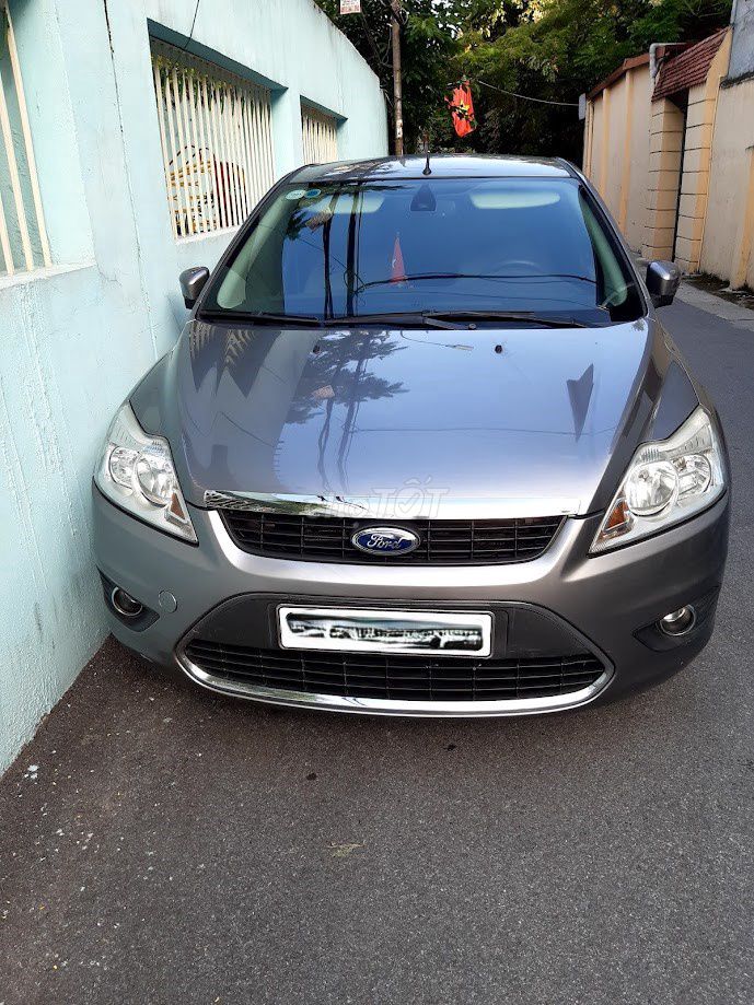 Ford Focus - ảnh 1