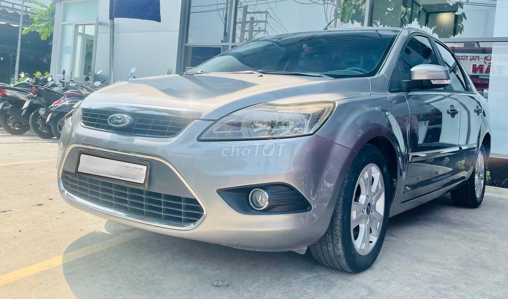 Ford Focus - ảnh 4